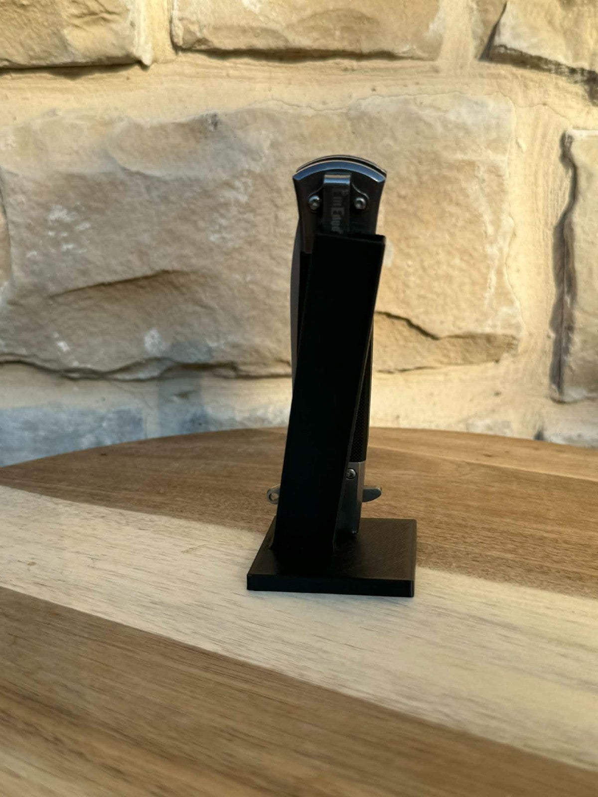 ElitEdge 10A96SL Assist Open Stiletto Stonewash Linerlock Knife Black Handles