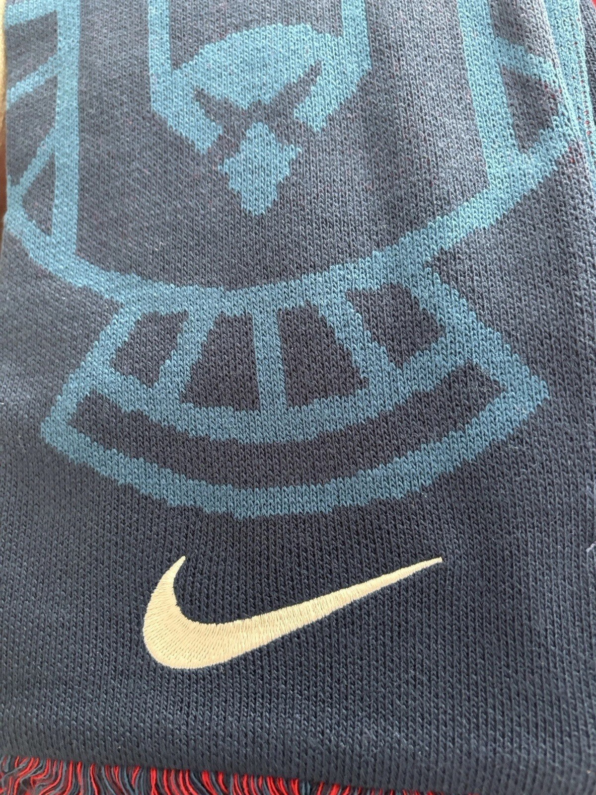 NWT Nike USA Soccer Scarf Red Blue Stars Official Licensed Fan Gear Unisex