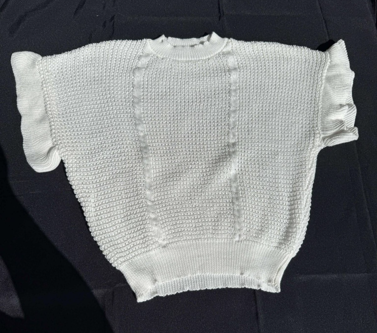 Women's Ruffled Short Sleeve Round Neck Knitted Top Pullovers Sweater - Large