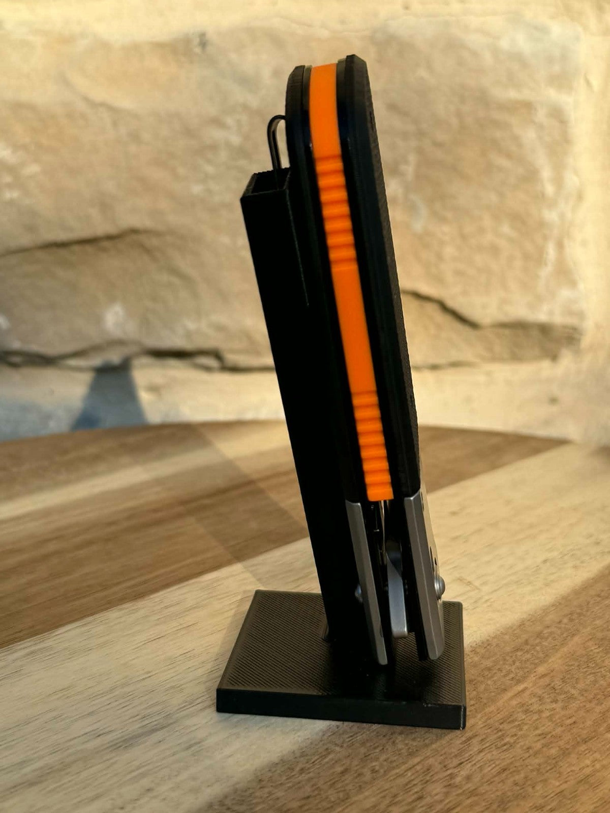 ElitEdge 10A107BK Crossbar Lock Knife Assist Open Handles